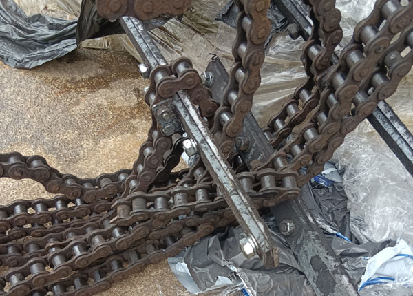 称重给煤机清扫链条